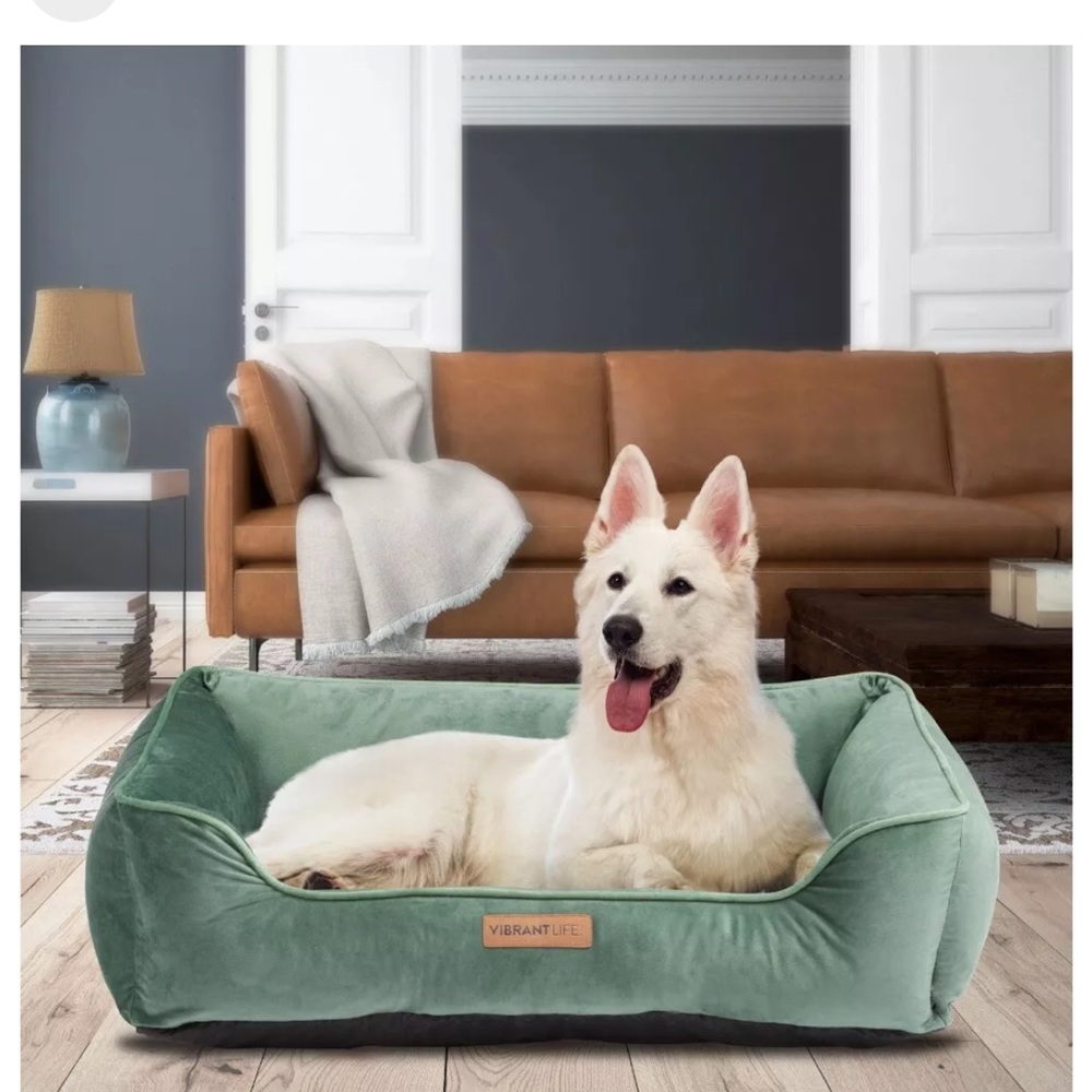 NEW Vibrant Life Pet Bed, Large, 27" X 37', Faux Velvet - Color:Green